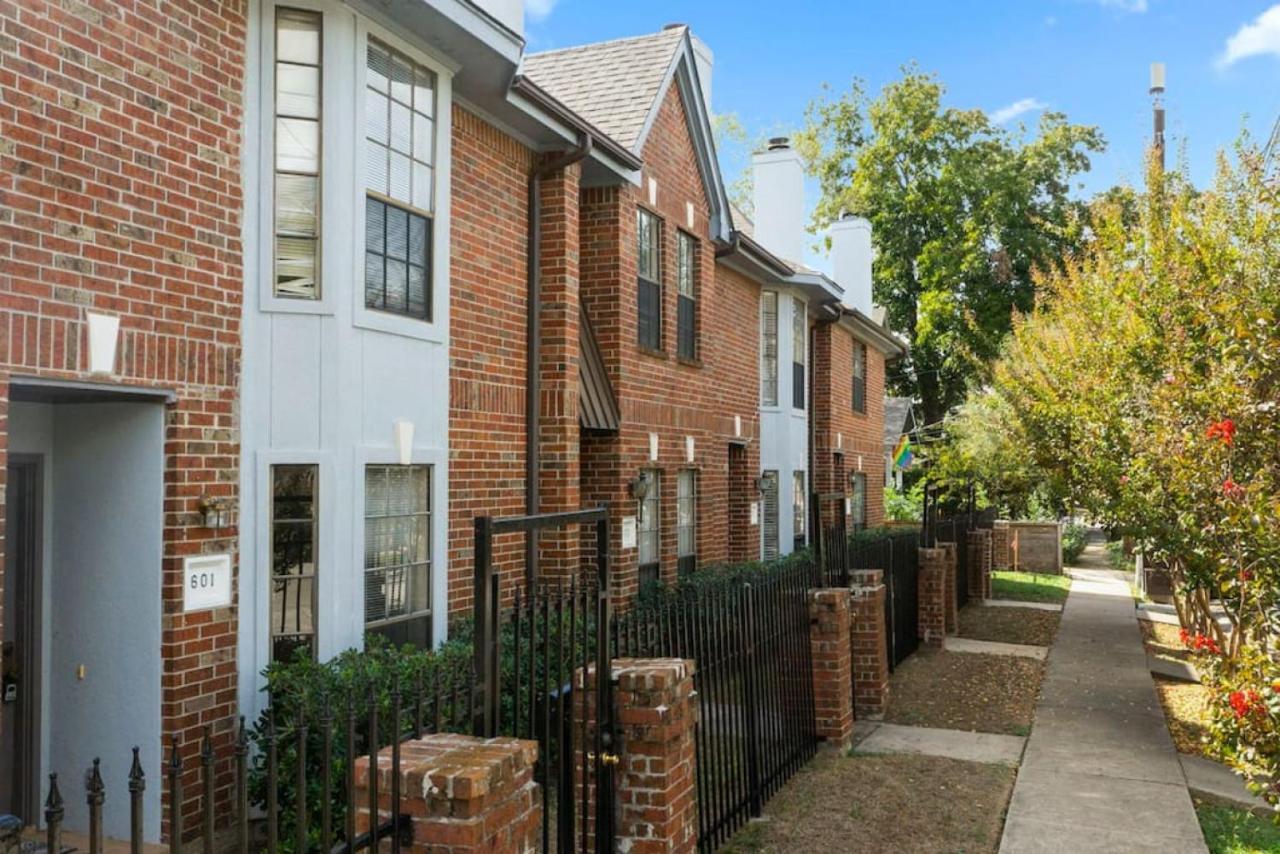 Montrose Walk To 50 Restaurants 1mile 2 Downtown Houston